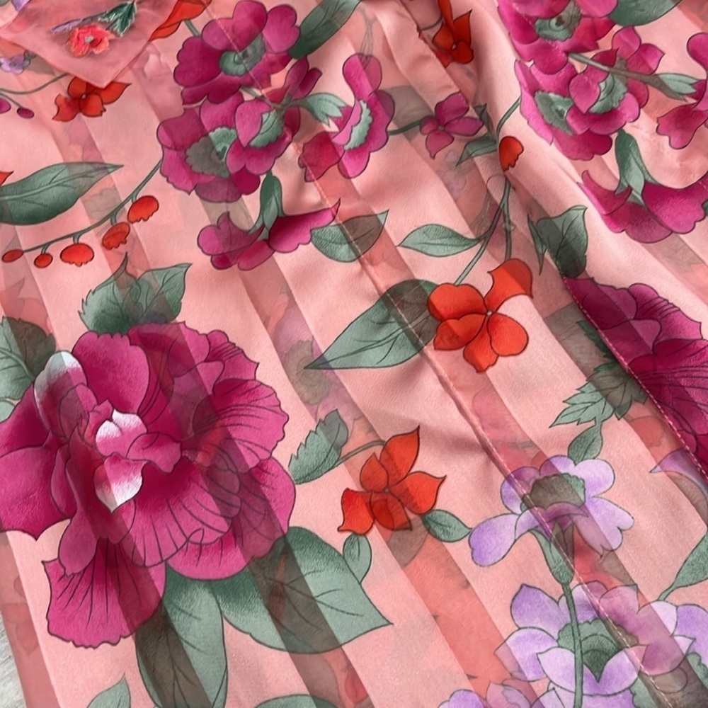 Victoria’s Secret Vintage Robe - Picture 2 of 9